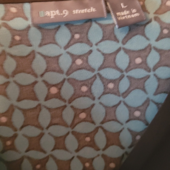 Top - Picture 2 of 2